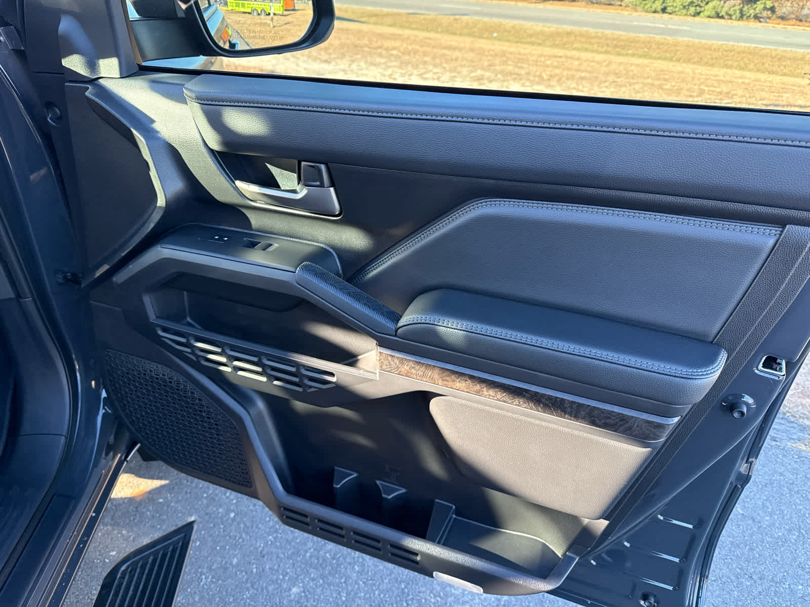 2025 Toyota Tacoma Hybrid Limited