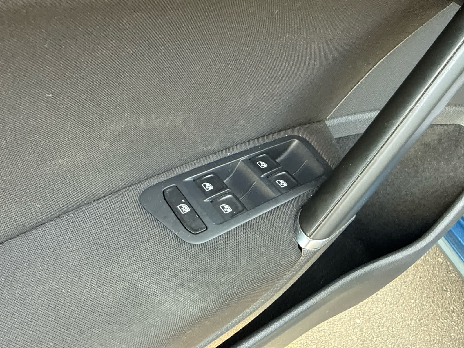 2016 Volkswagen Golf TSI S 4-Door