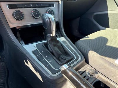 2016 Volkswagen Golf TSI S 4-Door