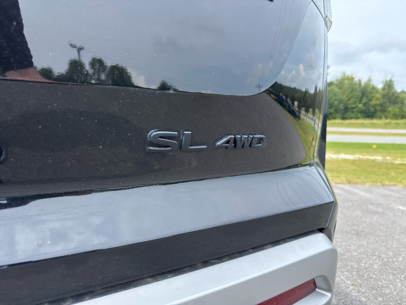 2023 Nissan Pathfinder SL 4WD