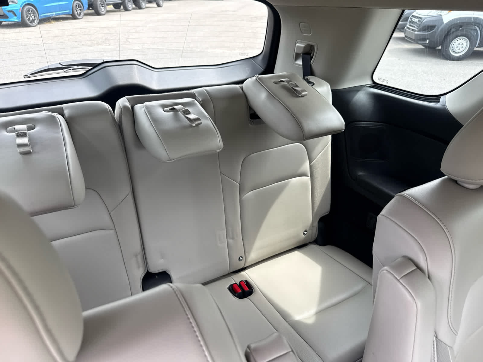 2023 Nissan Pathfinder SL 4WD