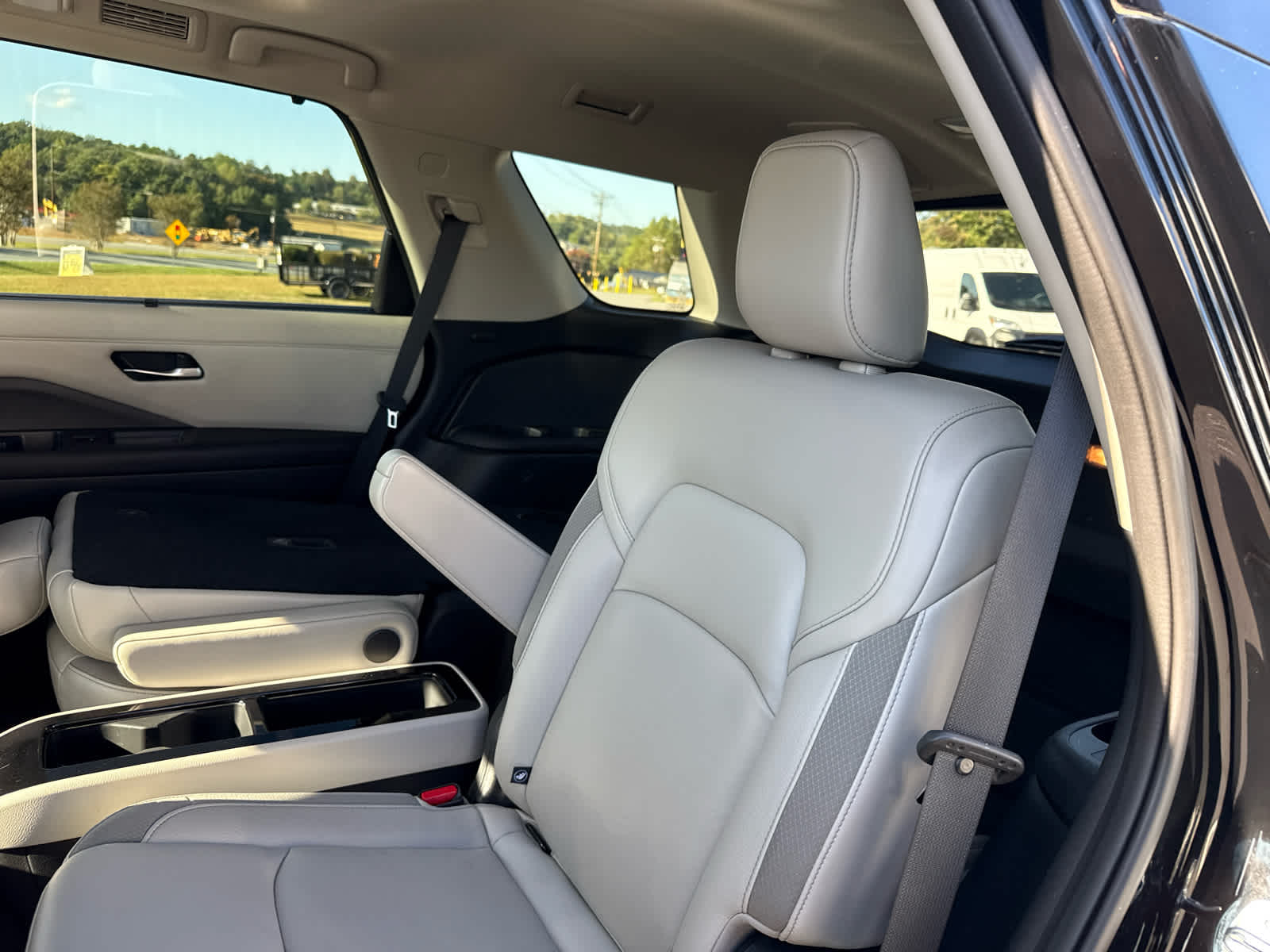 2023 Nissan Pathfinder SL 4WD