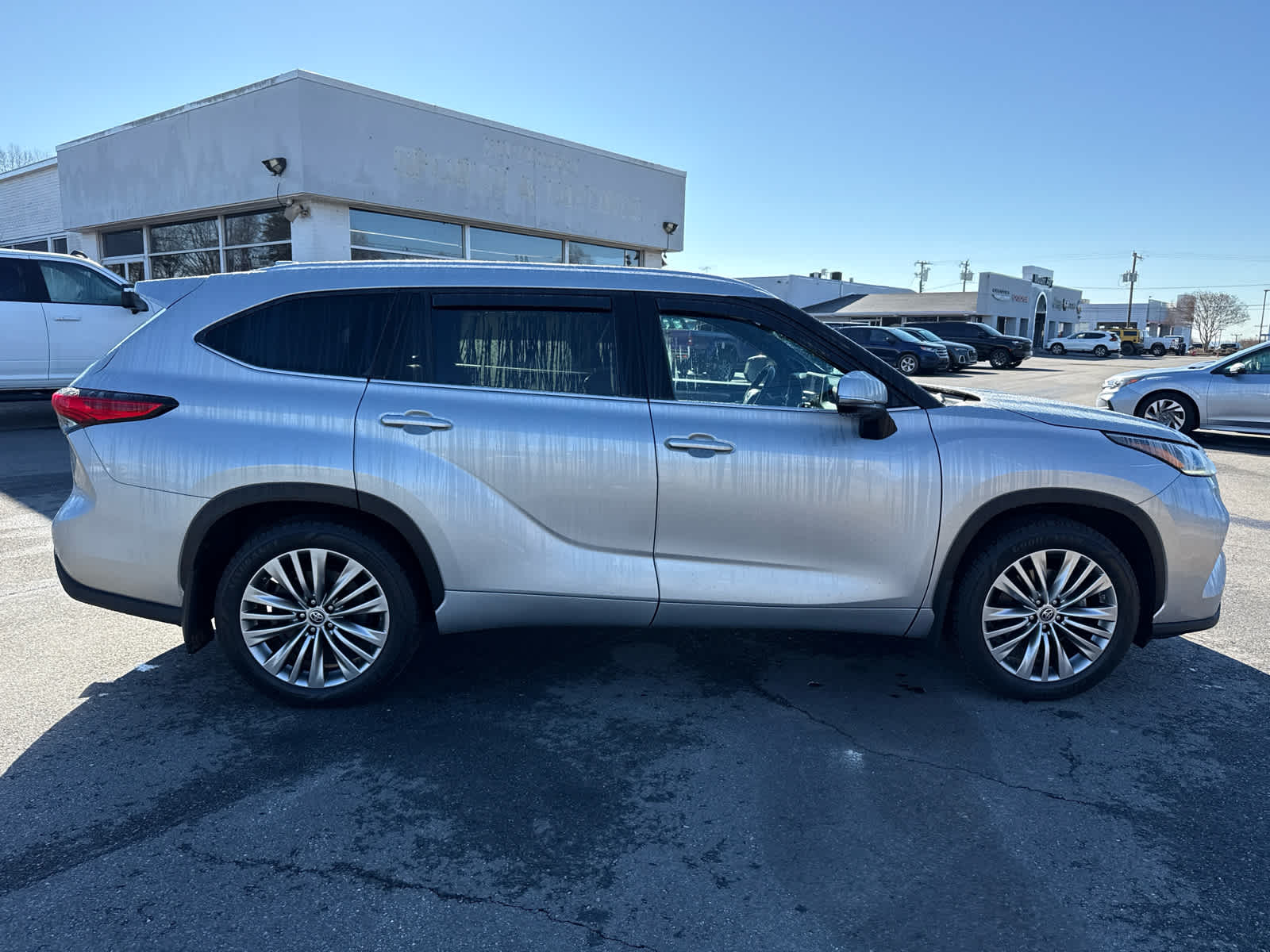 2022 Toyota Highlander Platinum