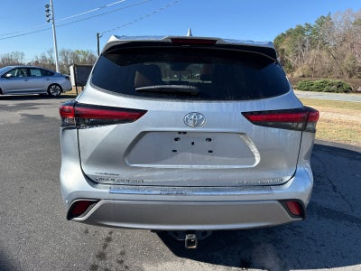 2022 Toyota Highlander Platinum