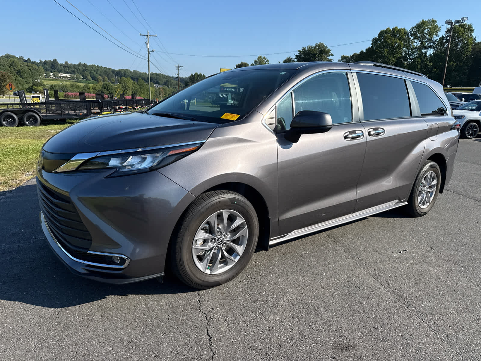2023 Toyota Sienna XLE