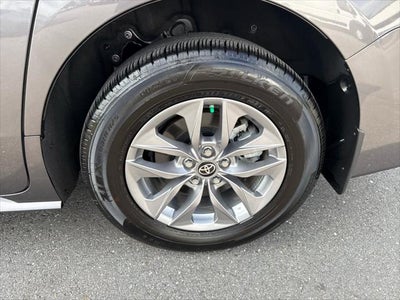 2023 Toyota Sienna XLE