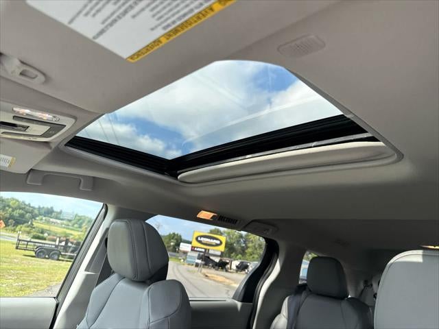 2023 Toyota Sienna XLE