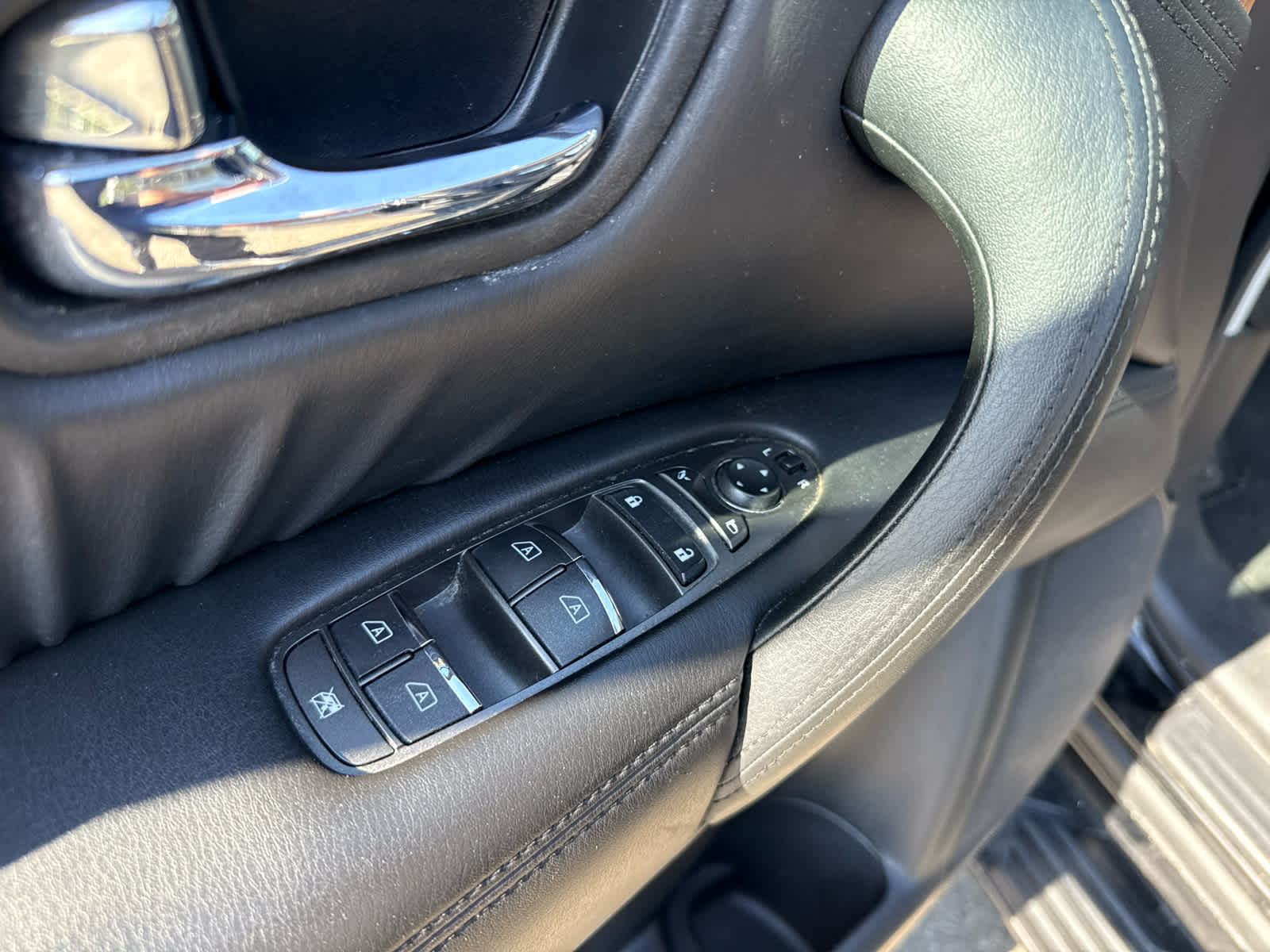 2024 Nissan Armada SL 4WD