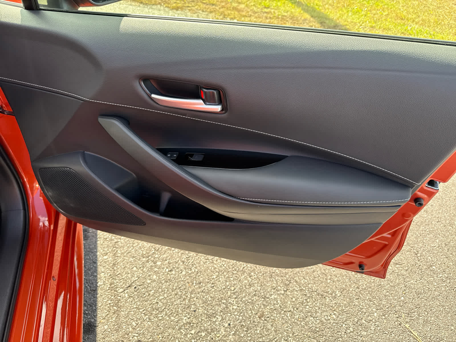 2025 Toyota Corolla Hatchback SE