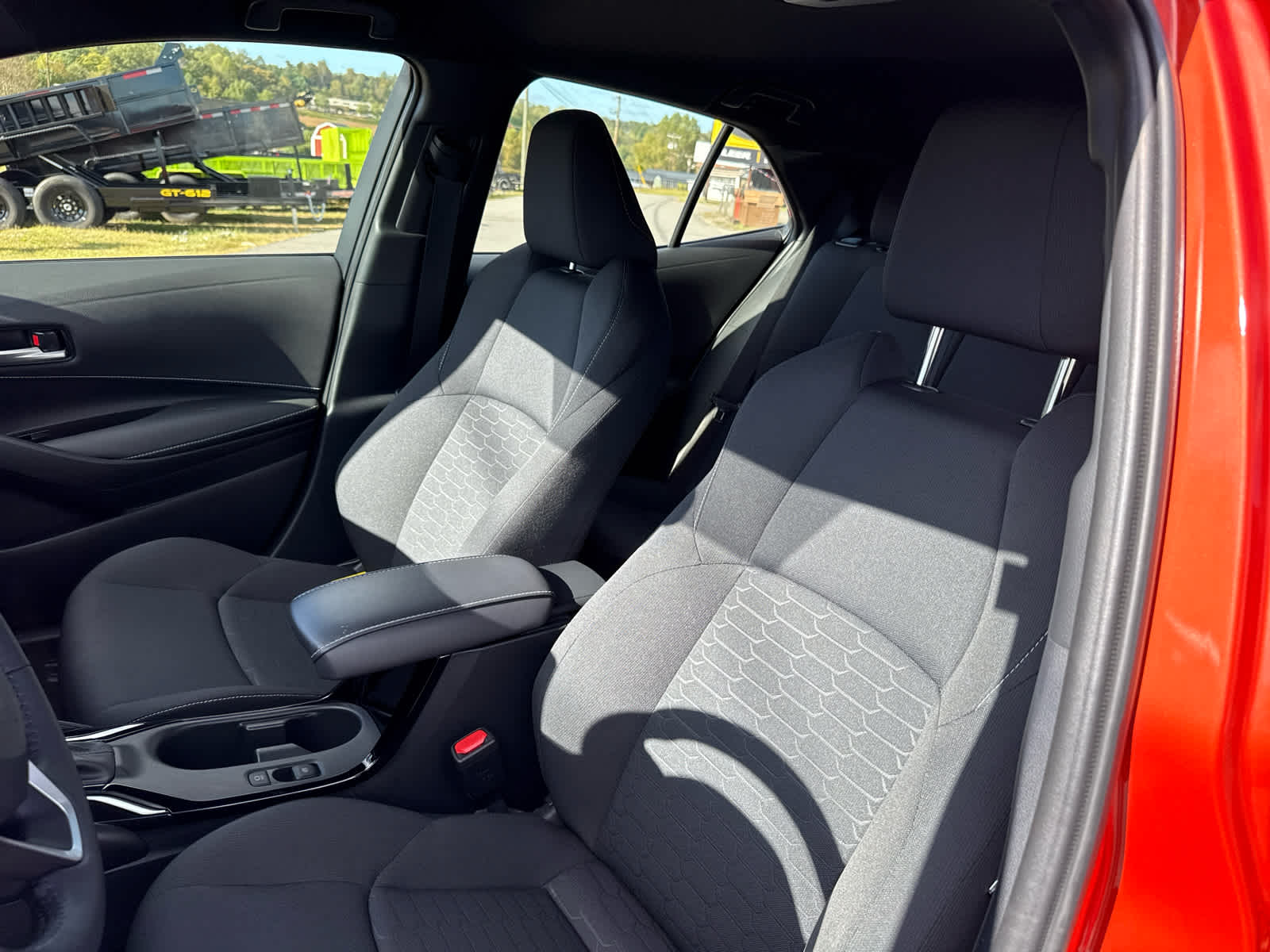 2025 Toyota Corolla Hatchback SE