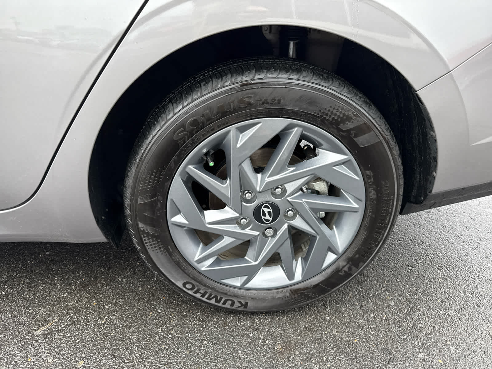 2024 Hyundai Elantra Hybrid Blue