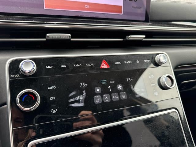 2025 Genesis GV80 2.5T Standard AWD