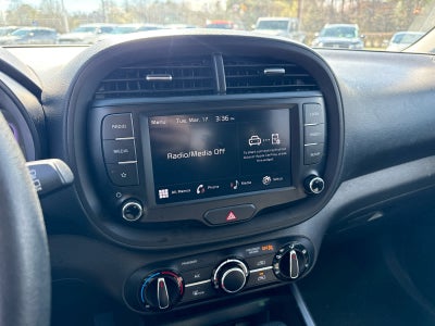 2024 Kia Soul LX