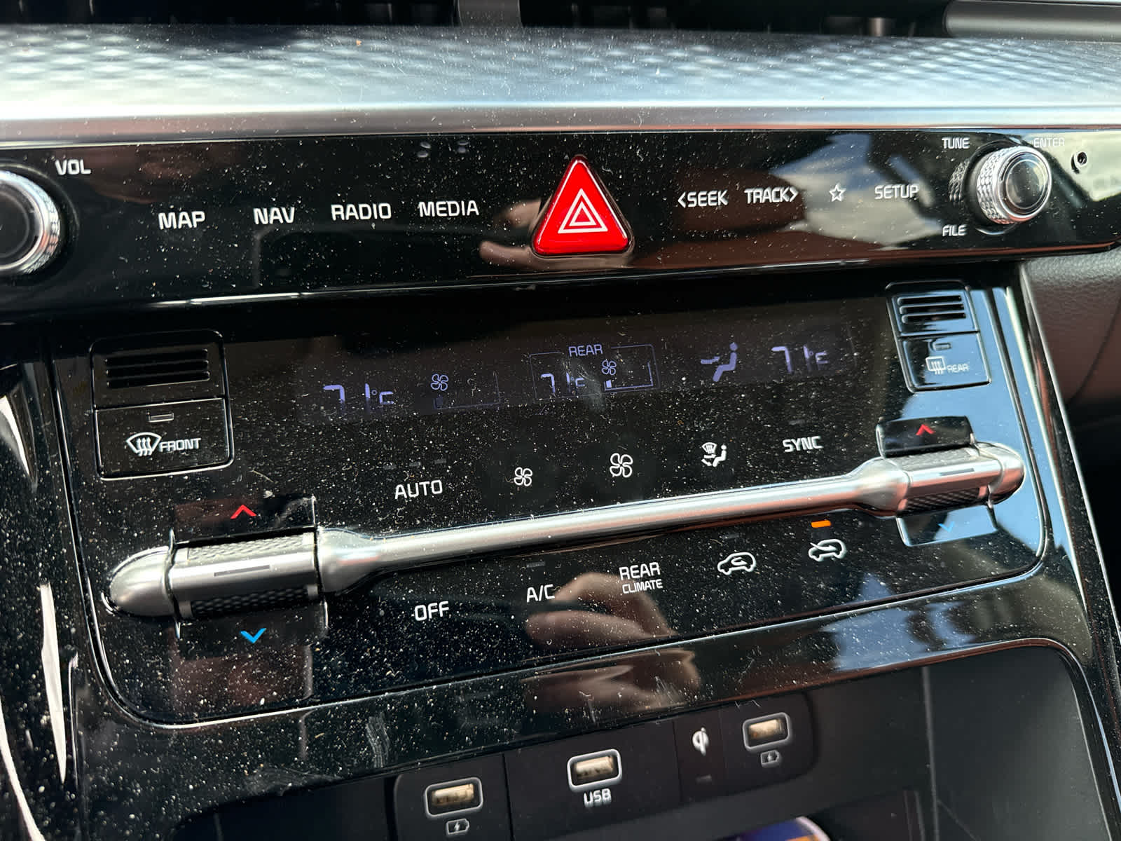 2024 Kia Carnival SX Prestige