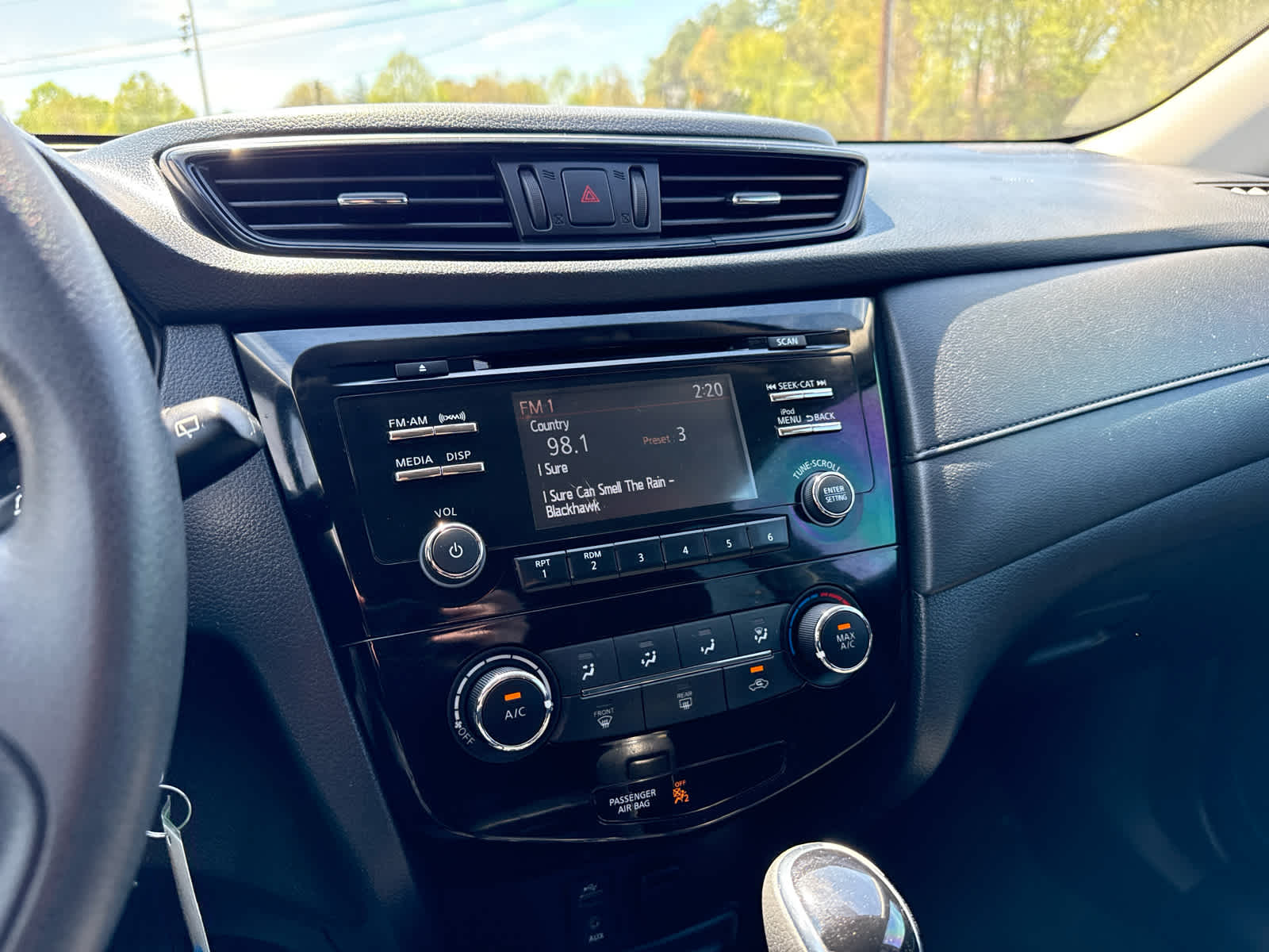 2017 Nissan Rogue S
