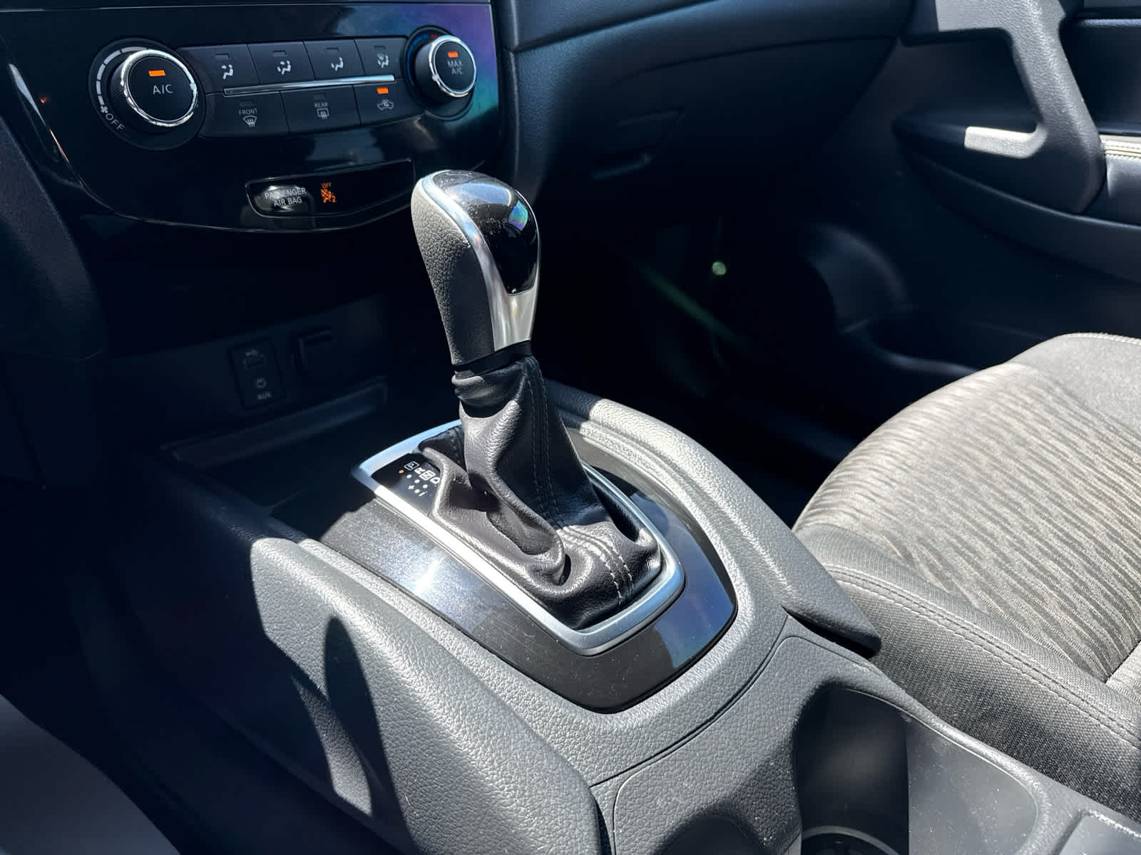 2017 Nissan Rogue S