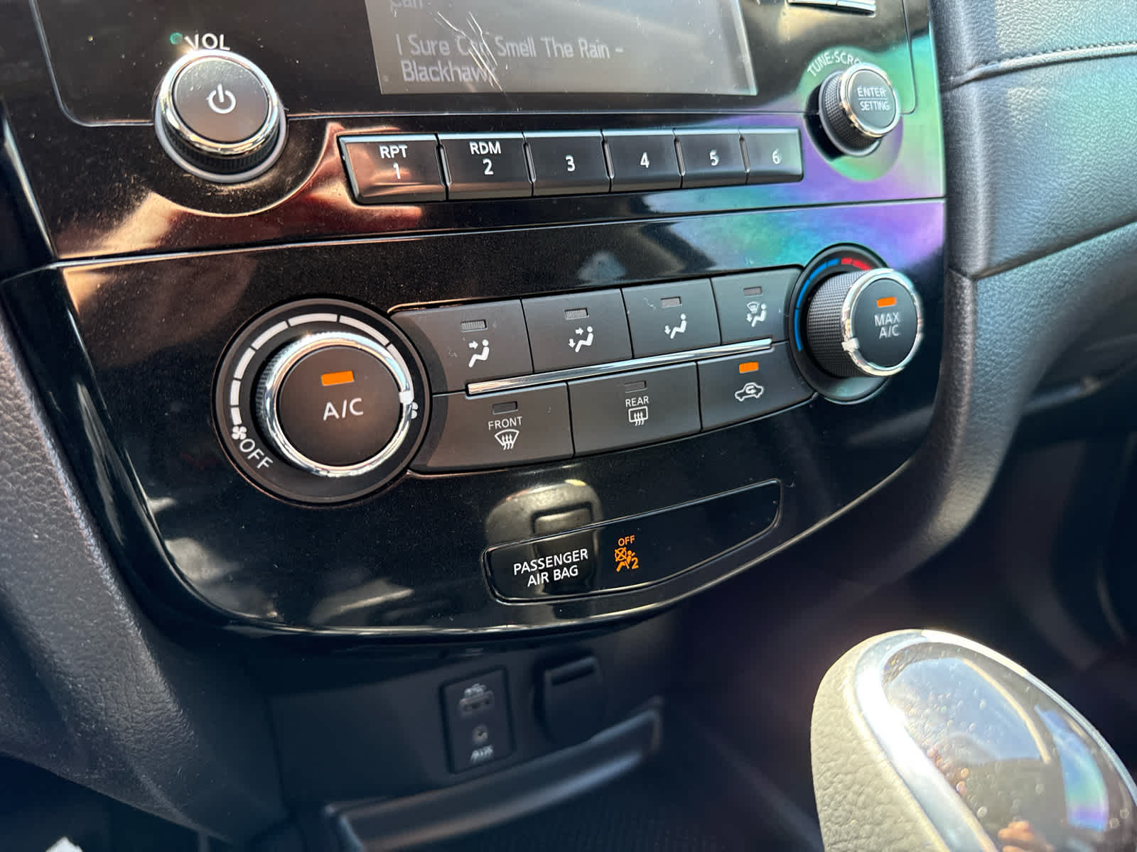 2017 Nissan Rogue S