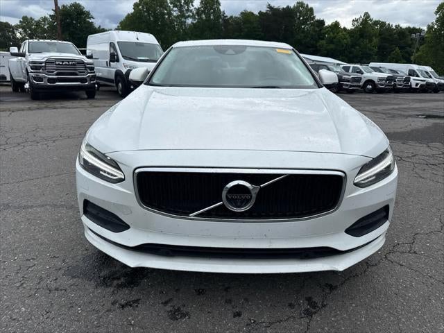 2018 Volvo S90 T5 Momentum