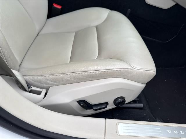 2018 Volvo S90 T5 Momentum