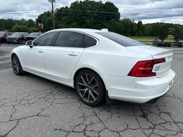 2018 Volvo S90 T5 Momentum