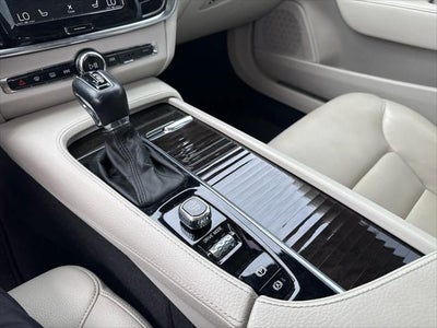 2018 Volvo S90 T5 Momentum