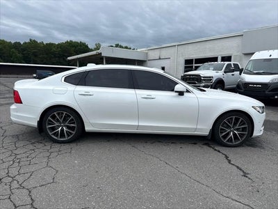 2018 Volvo S90 T5 Momentum