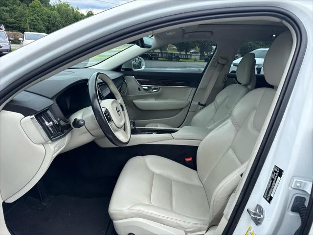 2018 Volvo S90 T5 Momentum