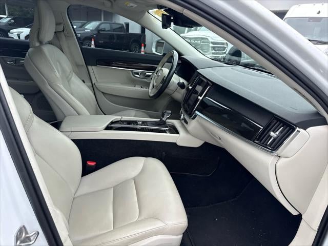 2018 Volvo S90 T5 Momentum