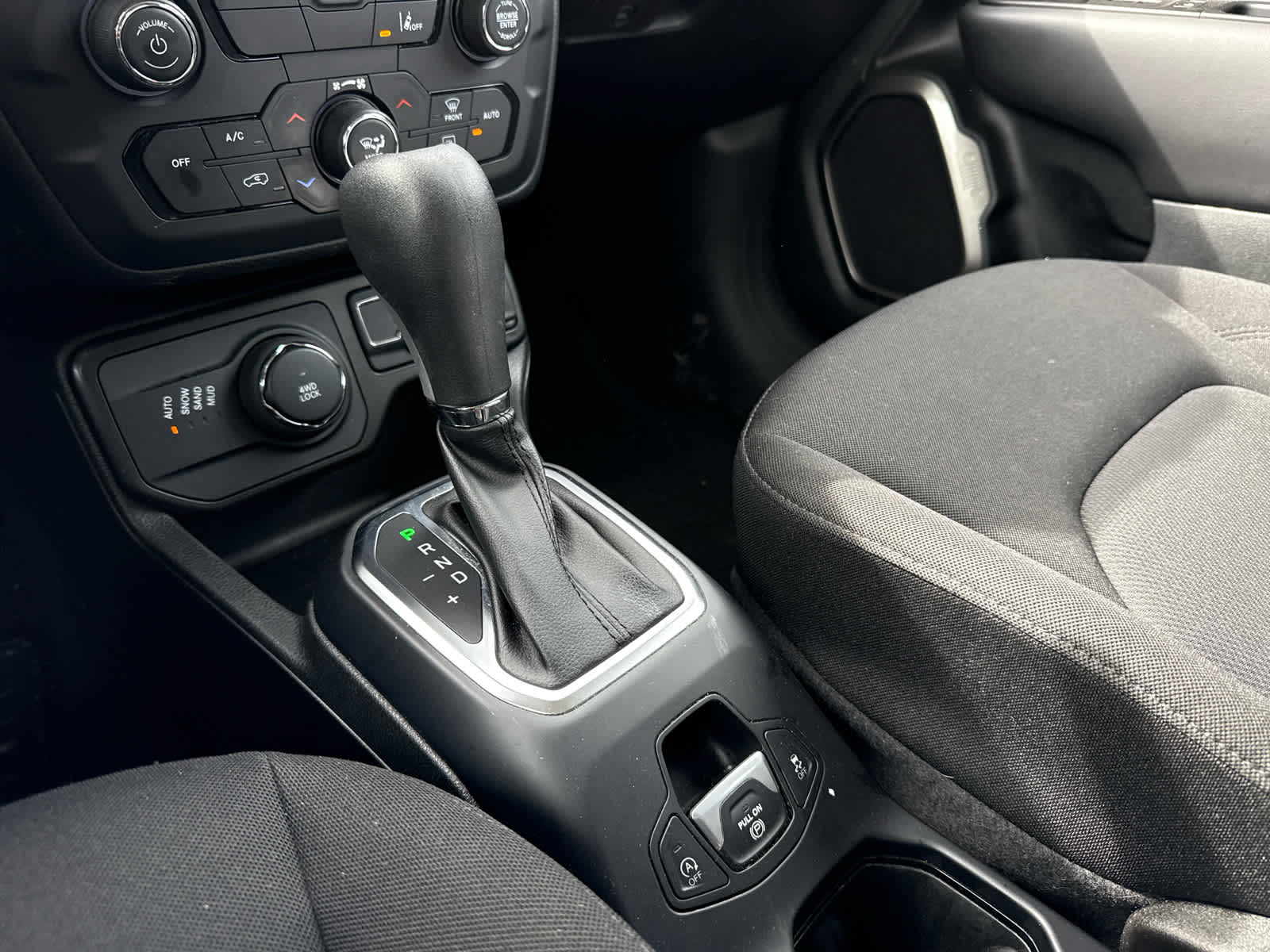 2023 Jeep Renegade Latitude 4x4