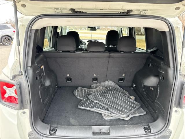 2023 Jeep Renegade Latitude 4x4