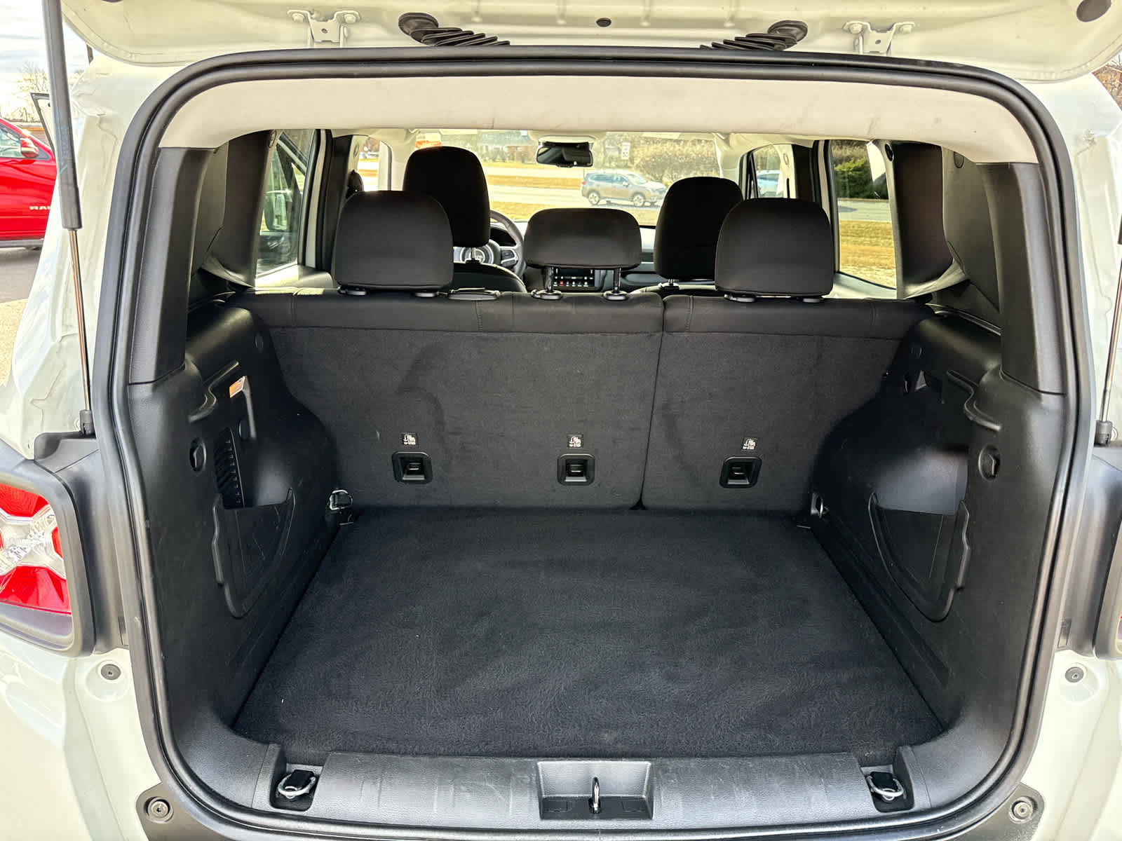 2023 Jeep Renegade Trailhawk 4x4