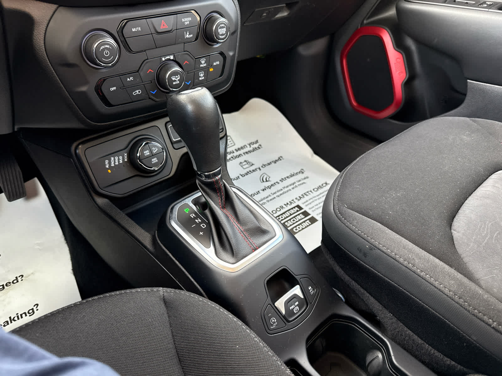 2023 Jeep Renegade Trailhawk 4x4