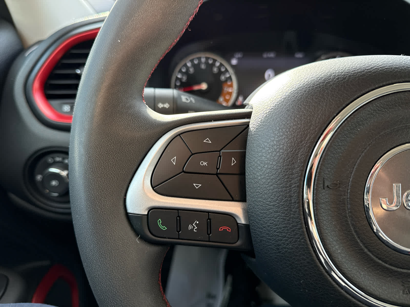 2023 Jeep Renegade Trailhawk 4x4