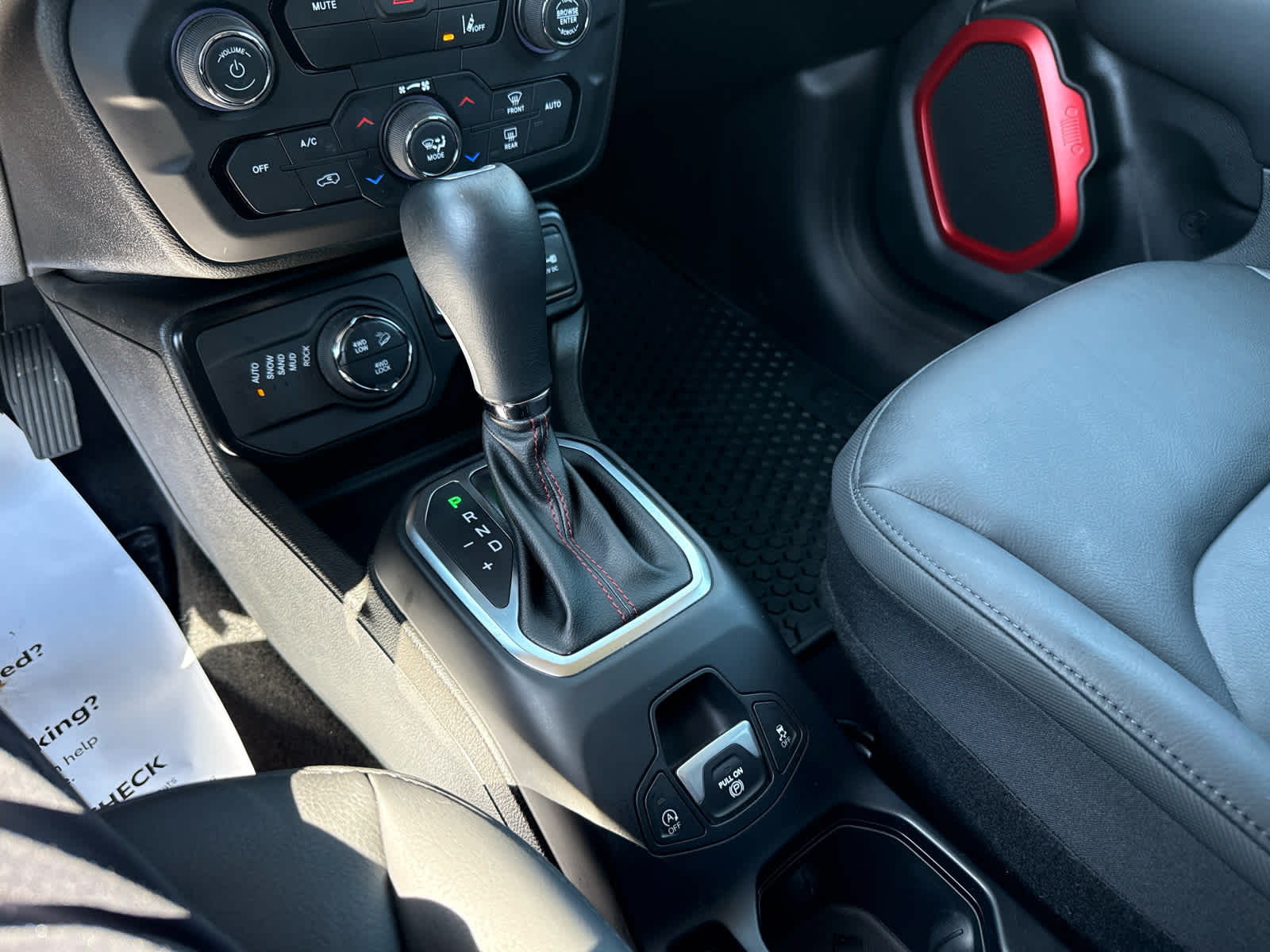 2023 Jeep Renegade Trailhawk 4x4