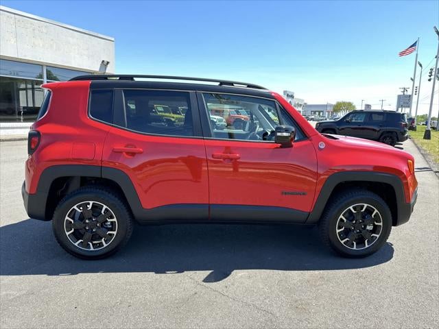 2023 Jeep Renegade Trailhawk 4x4