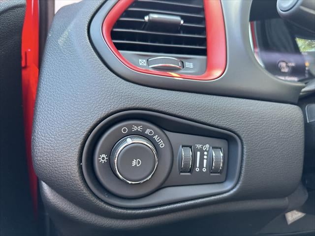 2023 Jeep Renegade Trailhawk 4x4