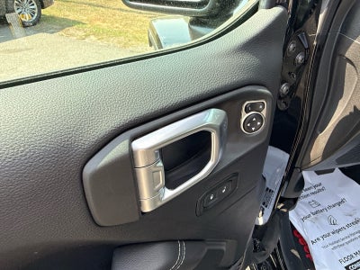 2023 Jeep Gladiator Overland