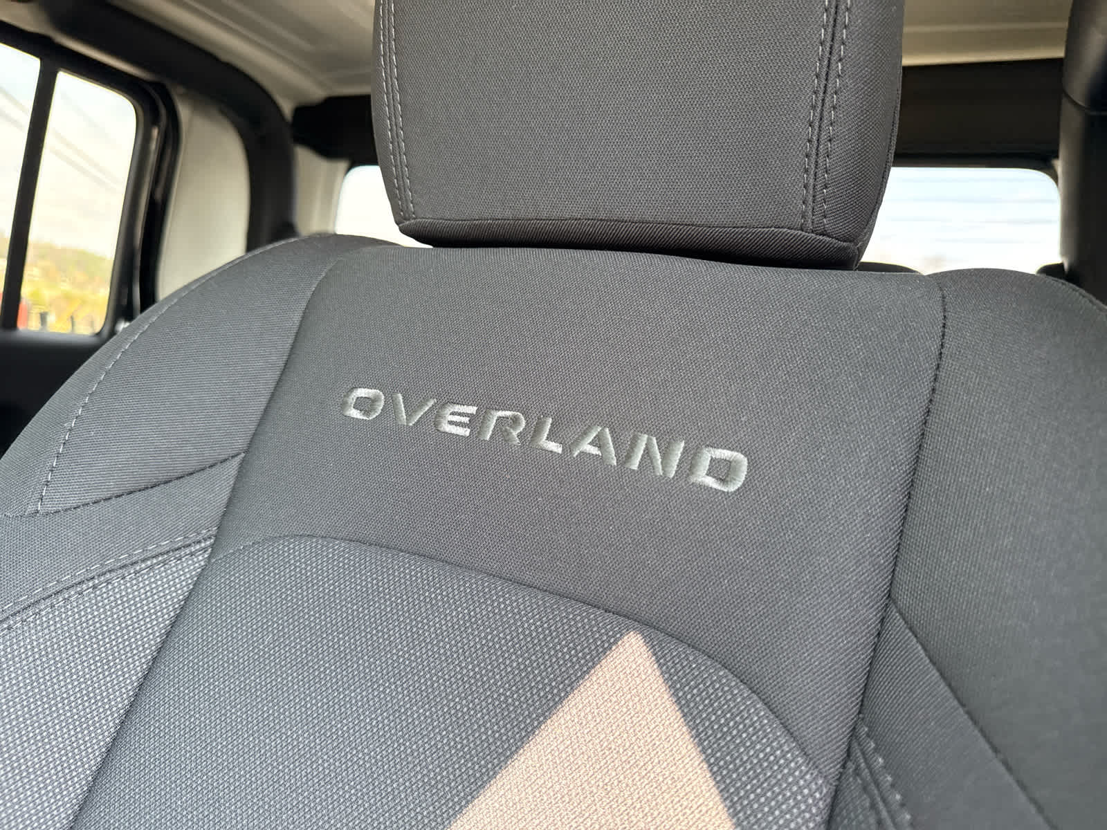 2023 Jeep Gladiator Overland