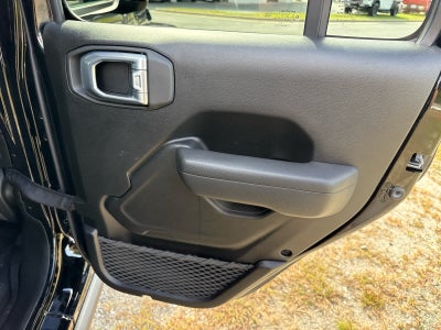 2022 Jeep Gladiator Sport S