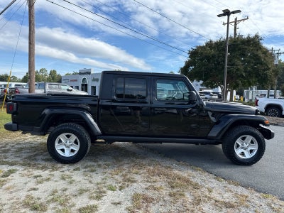 2022 Jeep Gladiator Sport S