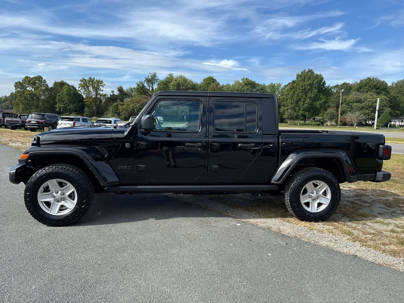 2022 Jeep Gladiator Sport S