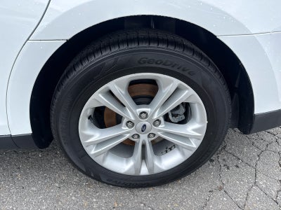 2018 Ford Taurus SEL