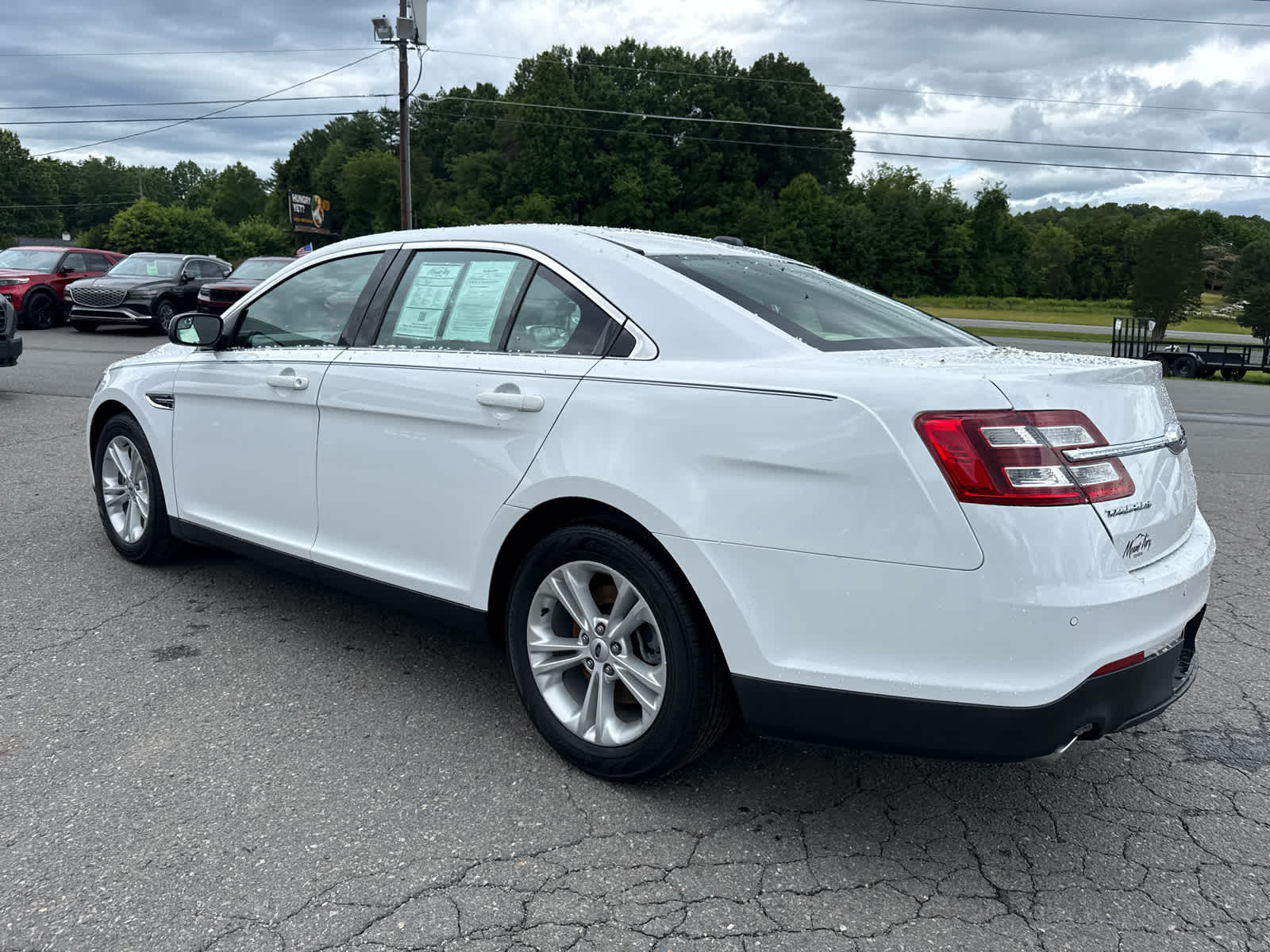 2018 Ford Taurus SEL