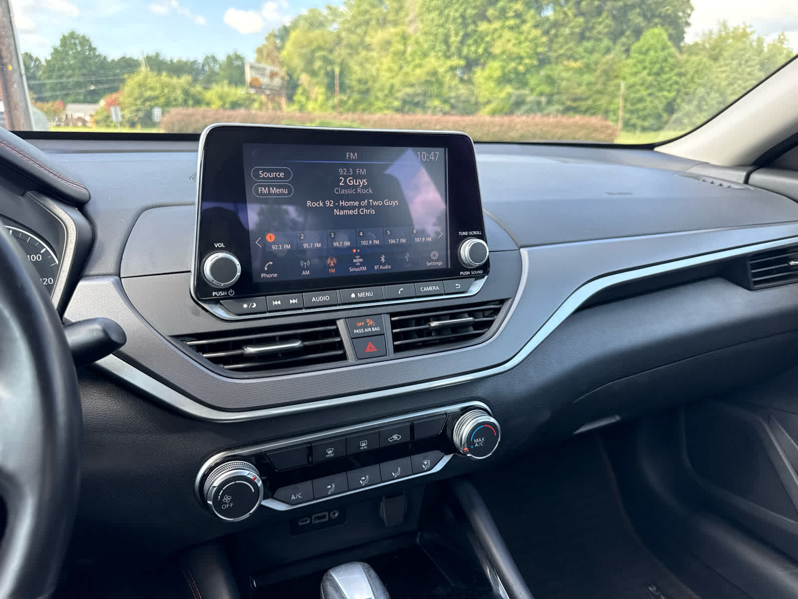 2025 Nissan Altima SR