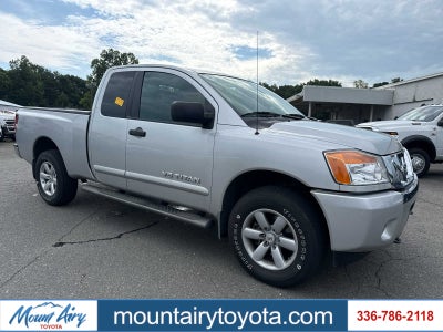 2014 Nissan Titan SV
