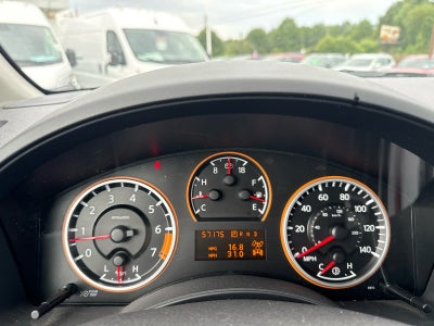 2014 Nissan Titan SV