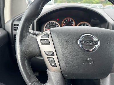 2014 Nissan Titan SV