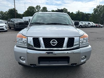 2014 Nissan Titan SV