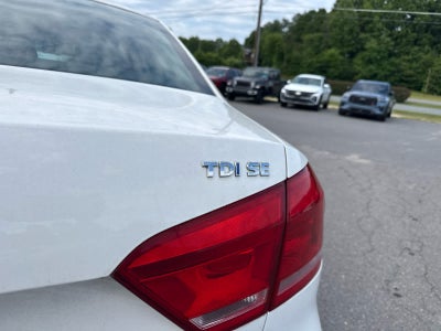 2012 Volkswagen Passat TDI SE w/Sunroof
