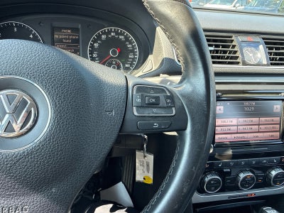2012 Volkswagen Passat TDI SE w/Sunroof